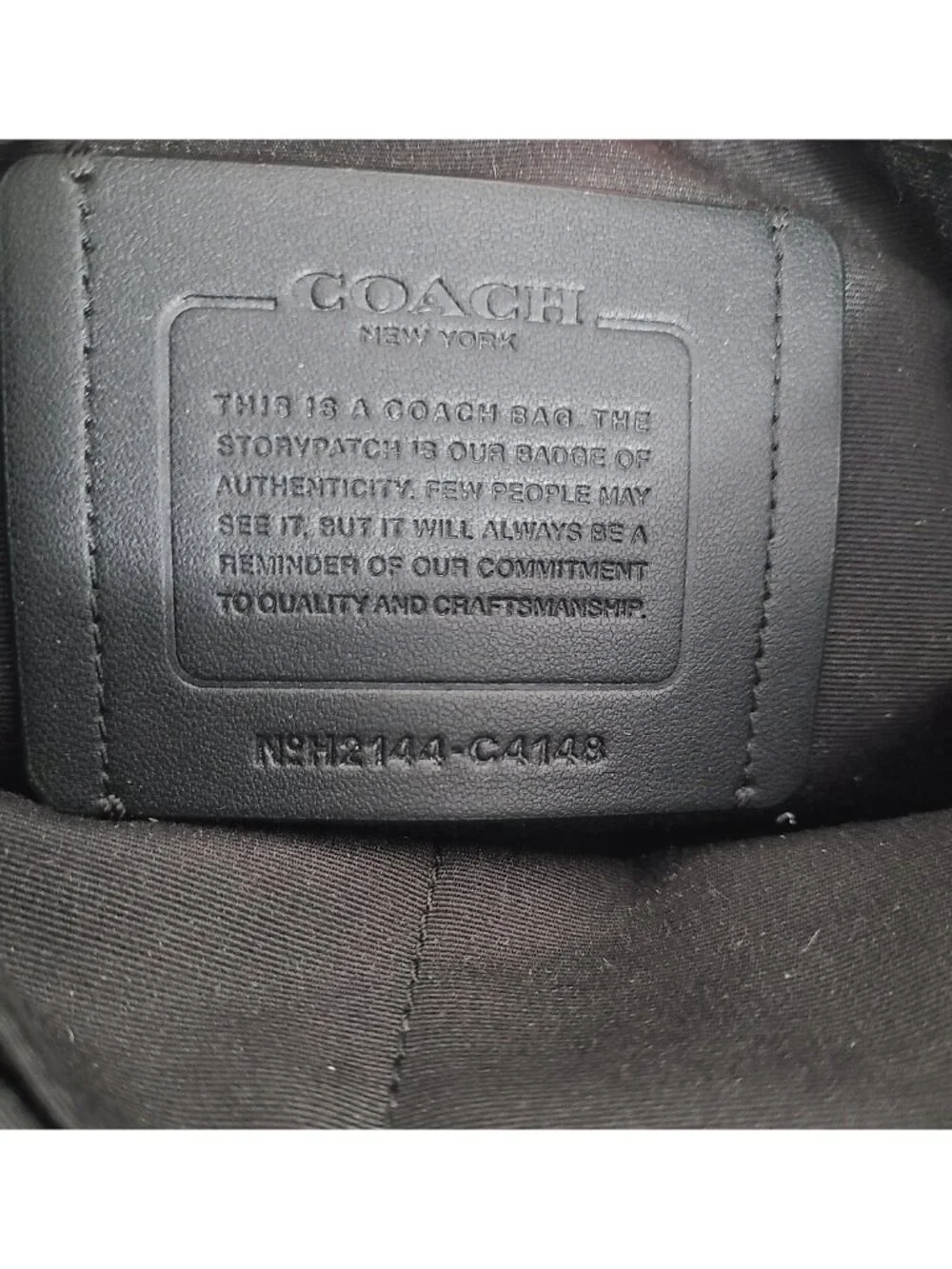 COACH C4148 Black Calf Leather Double Zip Graham Crossbody Camera Bag